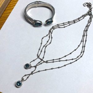 Matching bracelet and necklace from UNO de 50